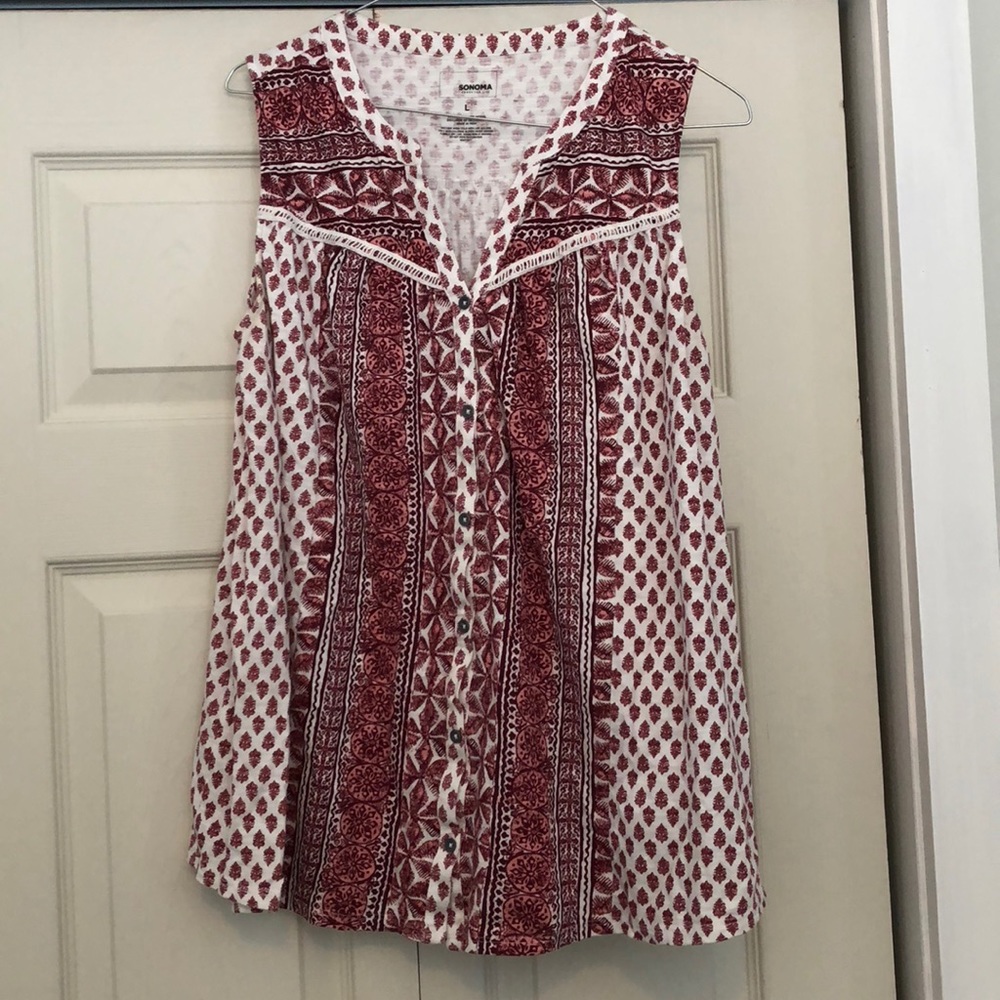 Red Sonoma tank. Size L